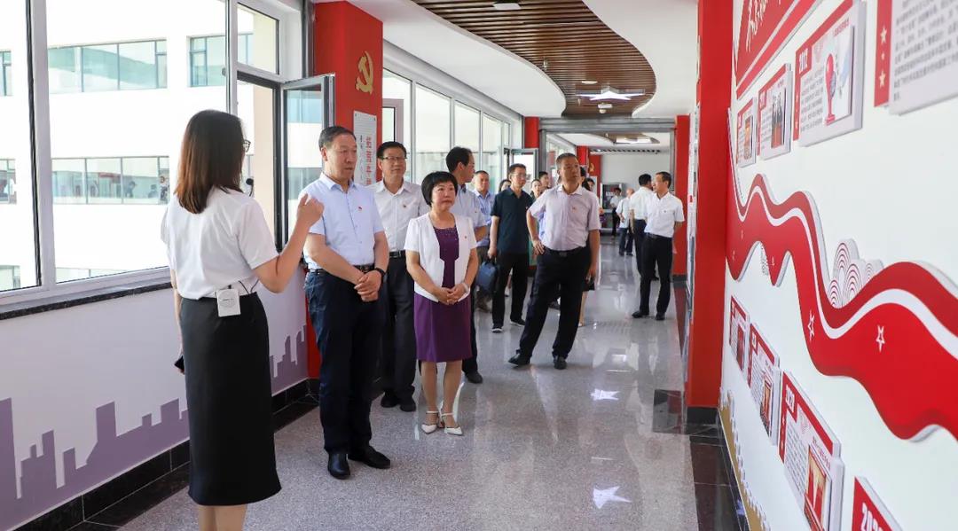 党建文化墙如何构建文明社区？