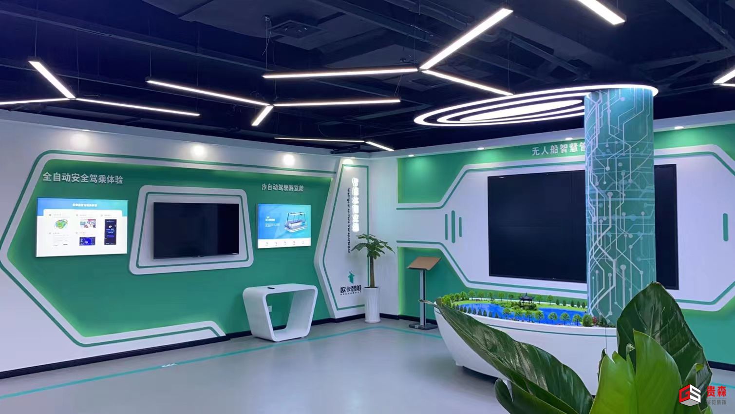 西安展柜设计与企业文化展示墙一体化解决方案