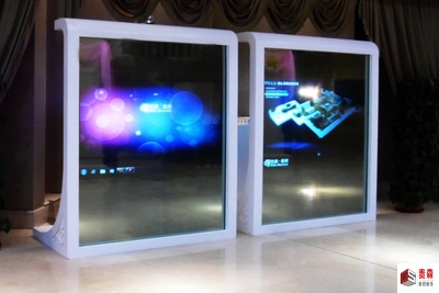 互动魔镜墙：以镜面交互，解锁 &ldquo;镜面 + 屏幕&rdquo; 双形态体验